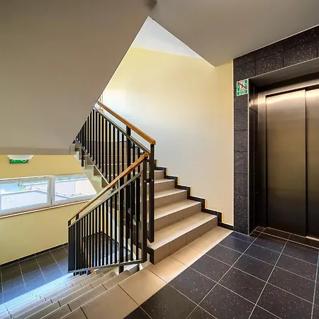 Babiego Lata Spacious Apartment Wrocław Zewnętrze zdjęcie